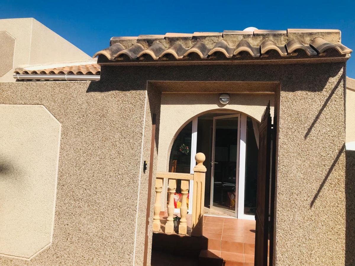 Villa With Super Swimming Pool Gran Alacant Exteriör bild
